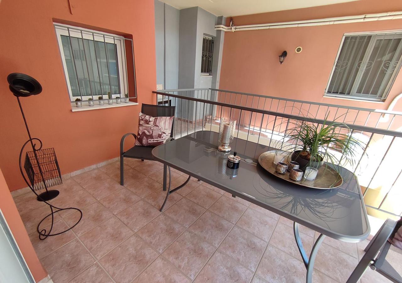 Apartamento La Casa Di Chrysa Larissa Exterior foto